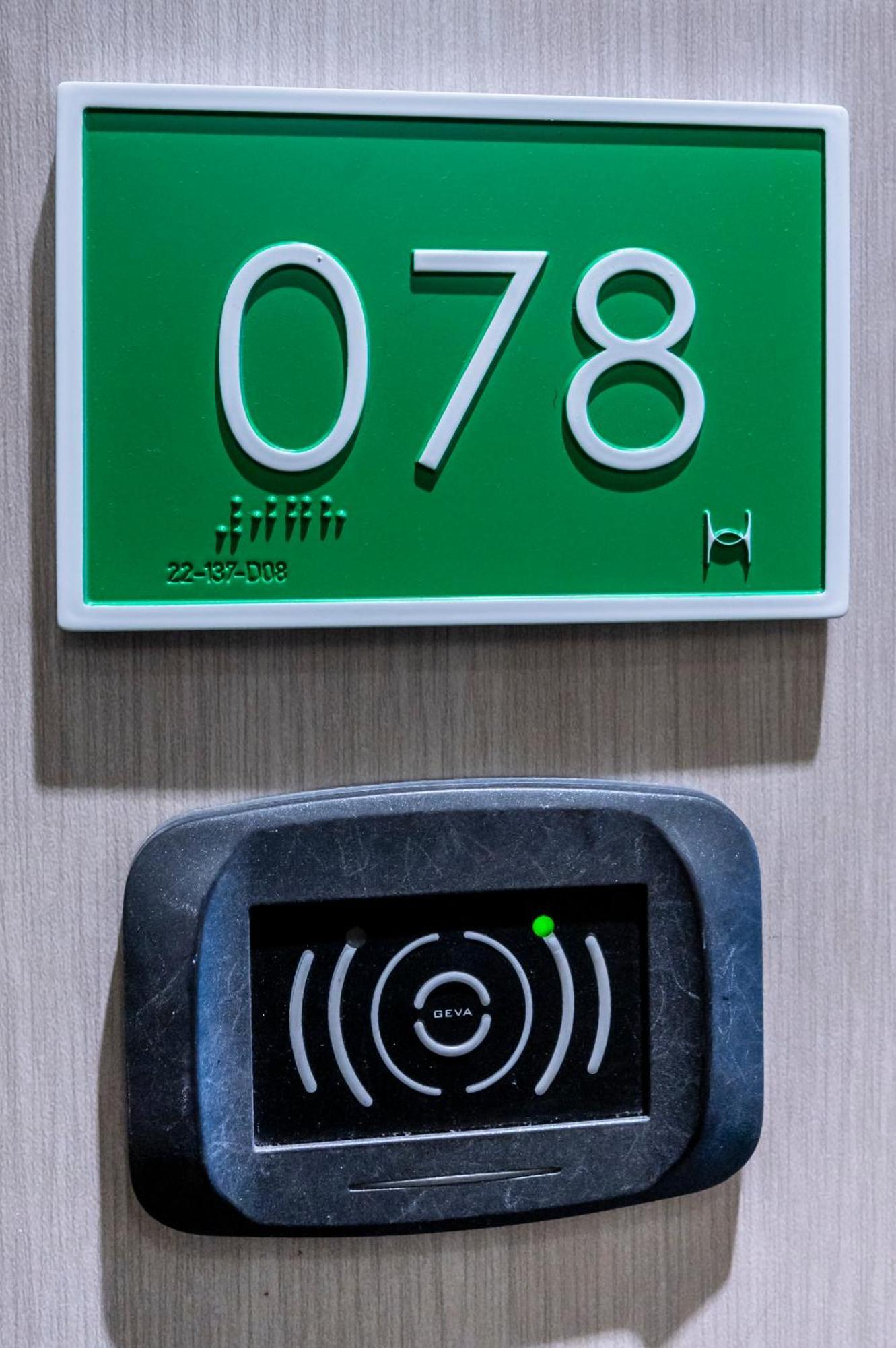 Double or Twin Room Disability Access